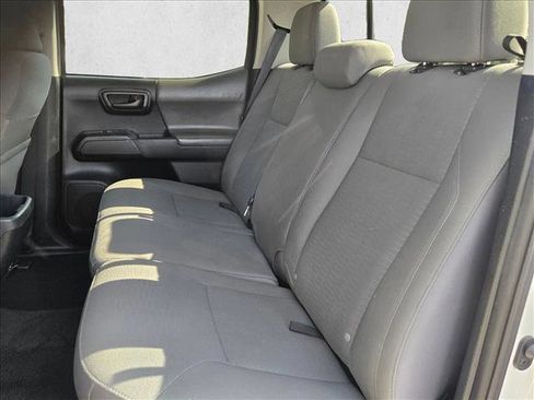 Used 2019 Toyota Tacoma SR w/ SR Convenience Package image 18