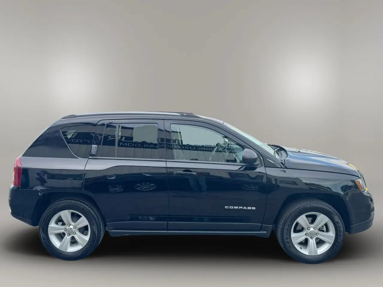 Used 2016 Jeep Compass Sport w/ Power Value Group FWD image 5