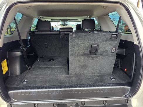 Used 2014 Toyota 4Runner Limited image 34