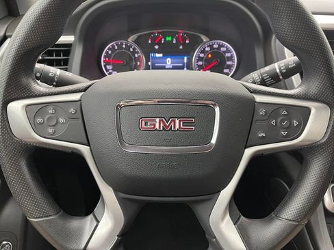 Used 2023 GMC Acadia SLE w/ Driver Convenience Package FWD image 21