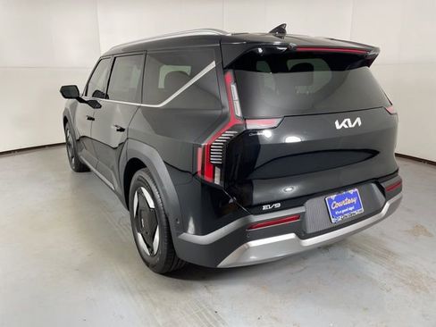 New 2026 Kia EV9 Wind image 6
