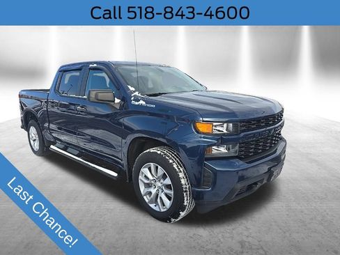 Used 2021 Chevrolet Silverado 1500 Custom image 1