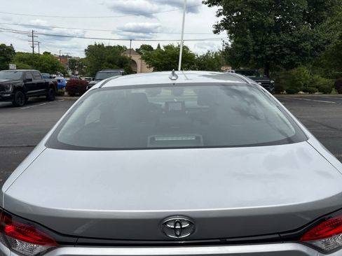 Used 2026 Toyota Corolla LE FWD image 7
