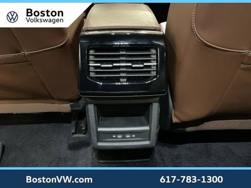 Used 2023 Volkswagen ID.4 Pro image 26