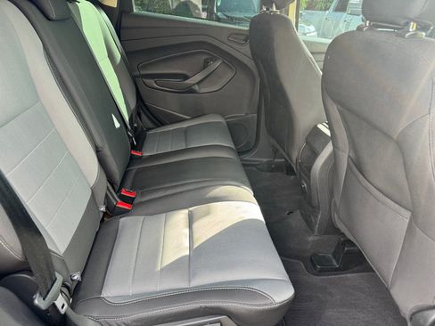 Used 2019 Ford Escape S FWD image 22