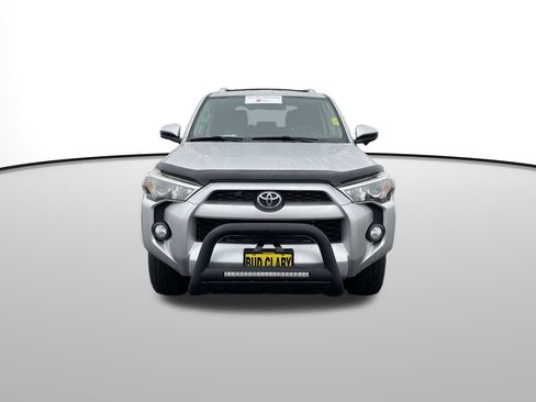 Certified 2018 Toyota 4Runner SR5 image 9