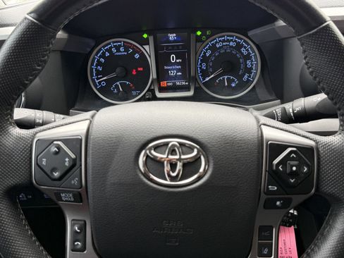 Used 2022 Toyota Tacoma SR5 w/ Black Out Package (TMS) AWD/4WD image 16
