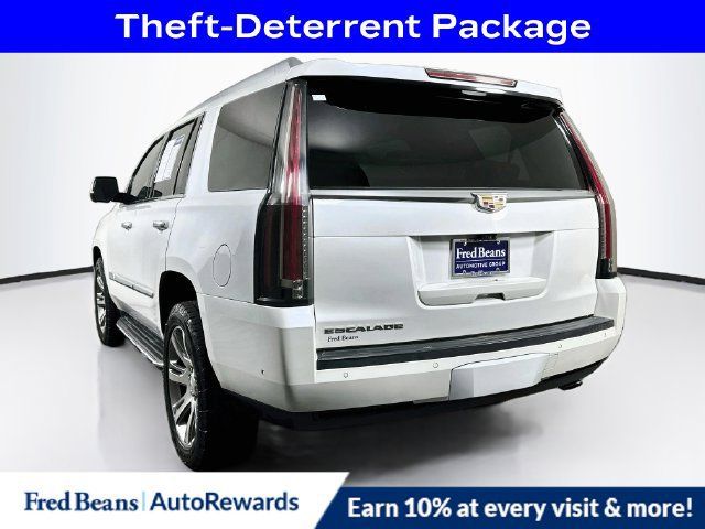 Used 2019 Cadillac Escalade Premium Luxury AWD/4WD image 6