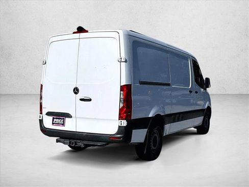 Used 2020 Mercedes-Benz Sprinter 2500 image 2