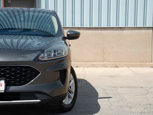 Used 2020 Ford Escape SE AWD/4WD image 2