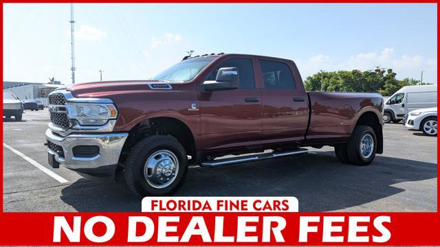Used 2024 RAM 3500 Tradesman w/ Chrome Appearance Group AWD/4WD image 1