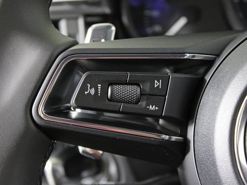 New 2026 Porsche Macan image 23