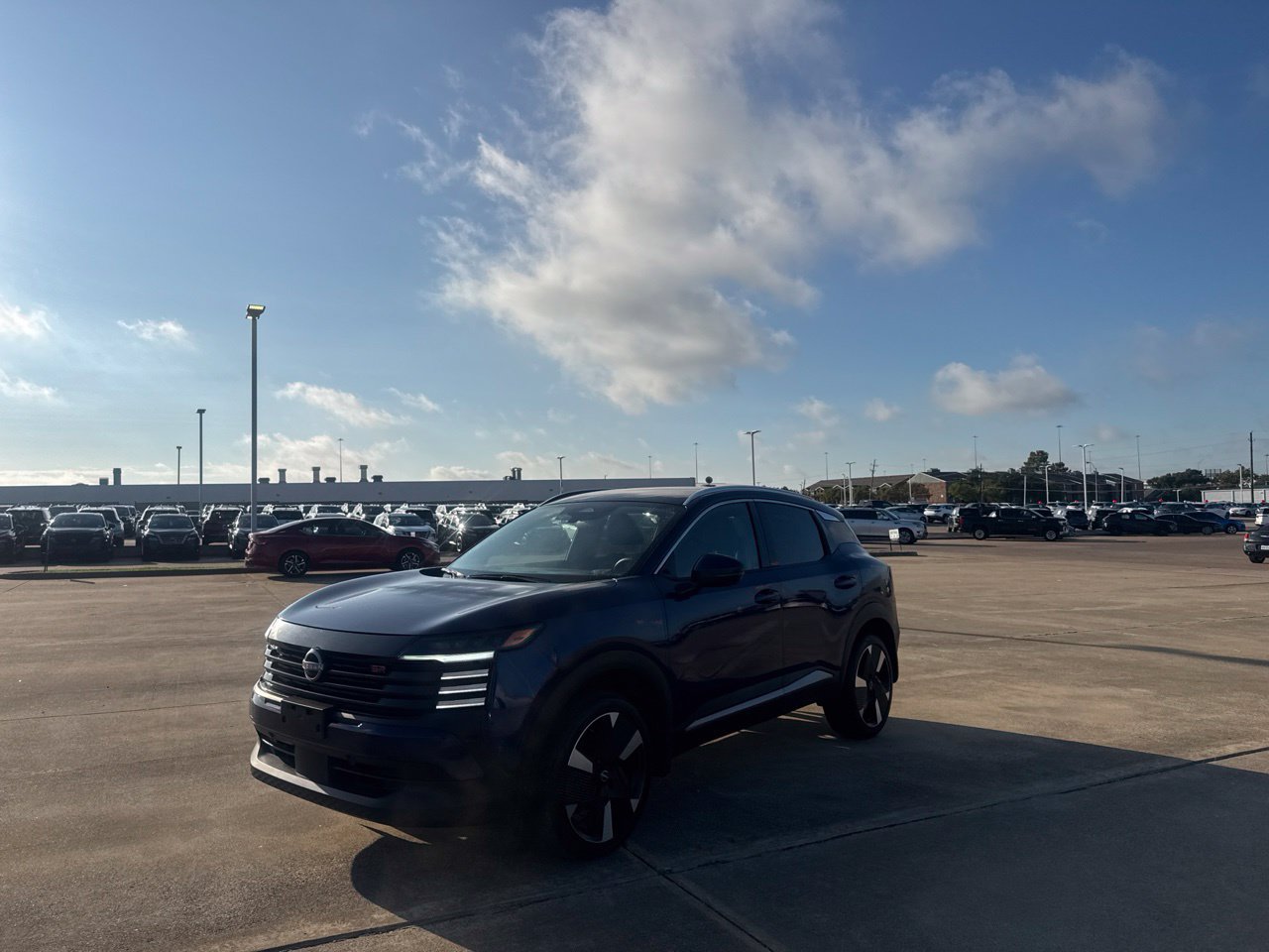 Certified 2025 Nissan Kicks SR FWD image 14