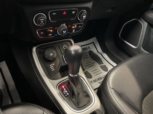 Certified 2020 Jeep Compass Latitude w/ Cold Weather Group image 15