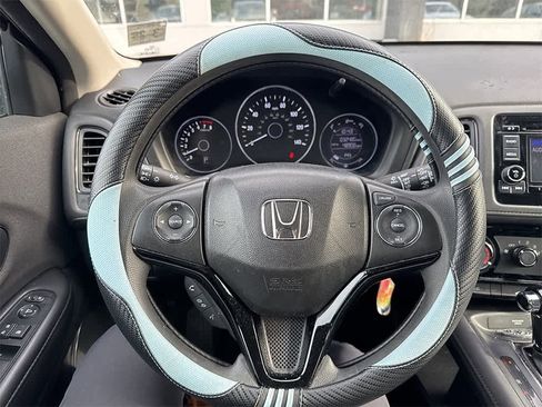Certified 2019 Honda HR-V LX image 9