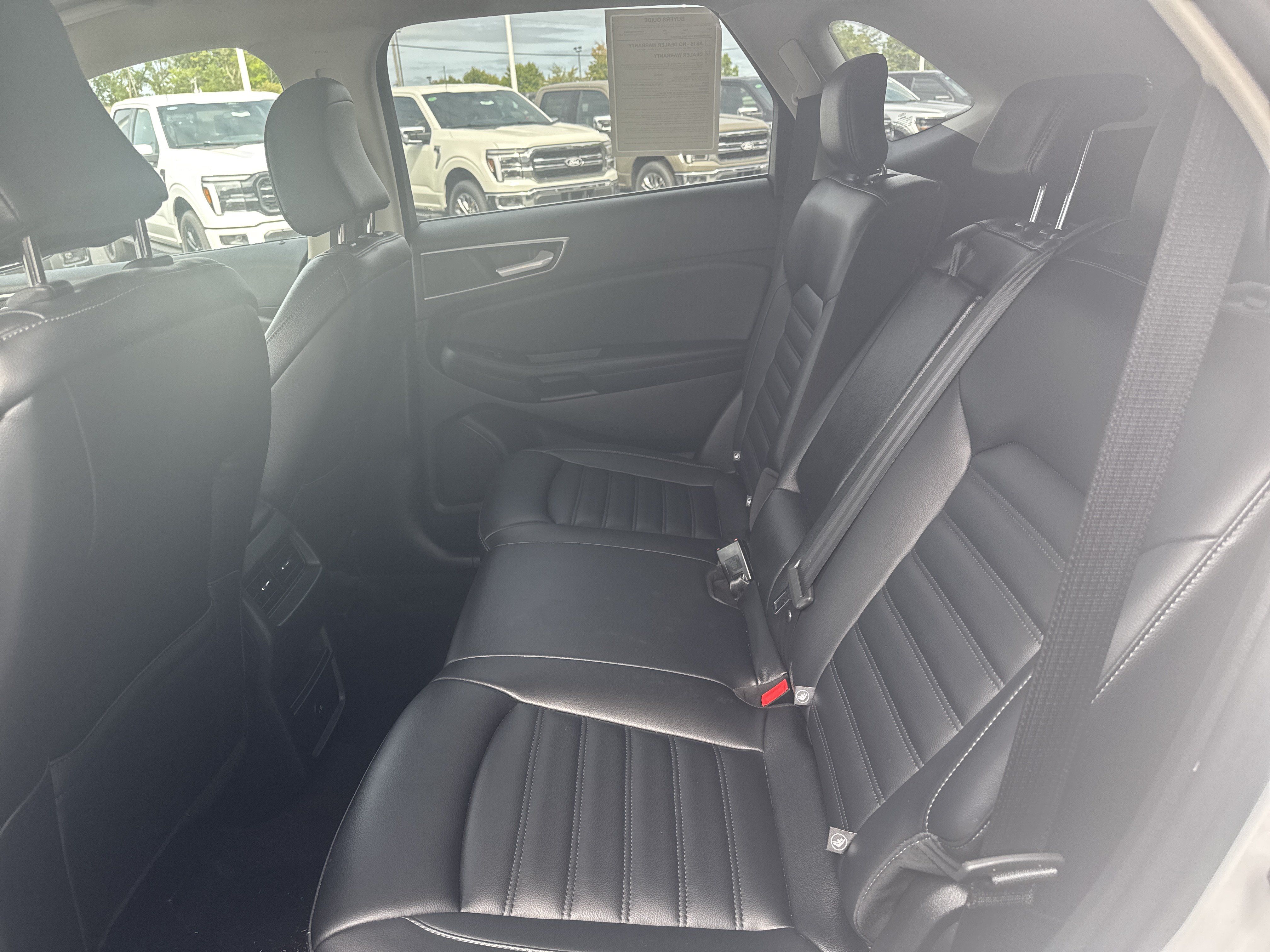 Used 2024 Ford Edge SEL AWD/4WD image 14