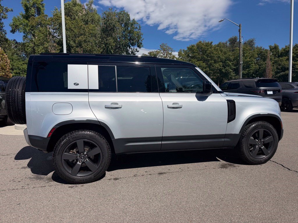 Used 2023 Land Rover Defender 110 S AWD/4WD image 5