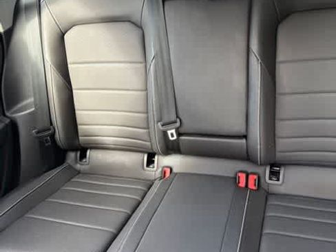 Used 2024 Volkswagen Jetta SE FWD image 17