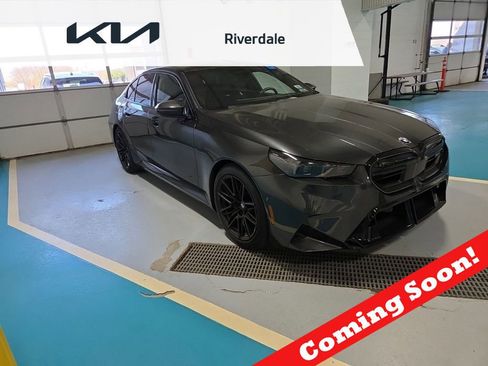Used 2026 BMW M5 w/ Carbon Package image 1