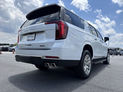 New 2026 GMC Yukon XL Denali AWD/4WD image 10