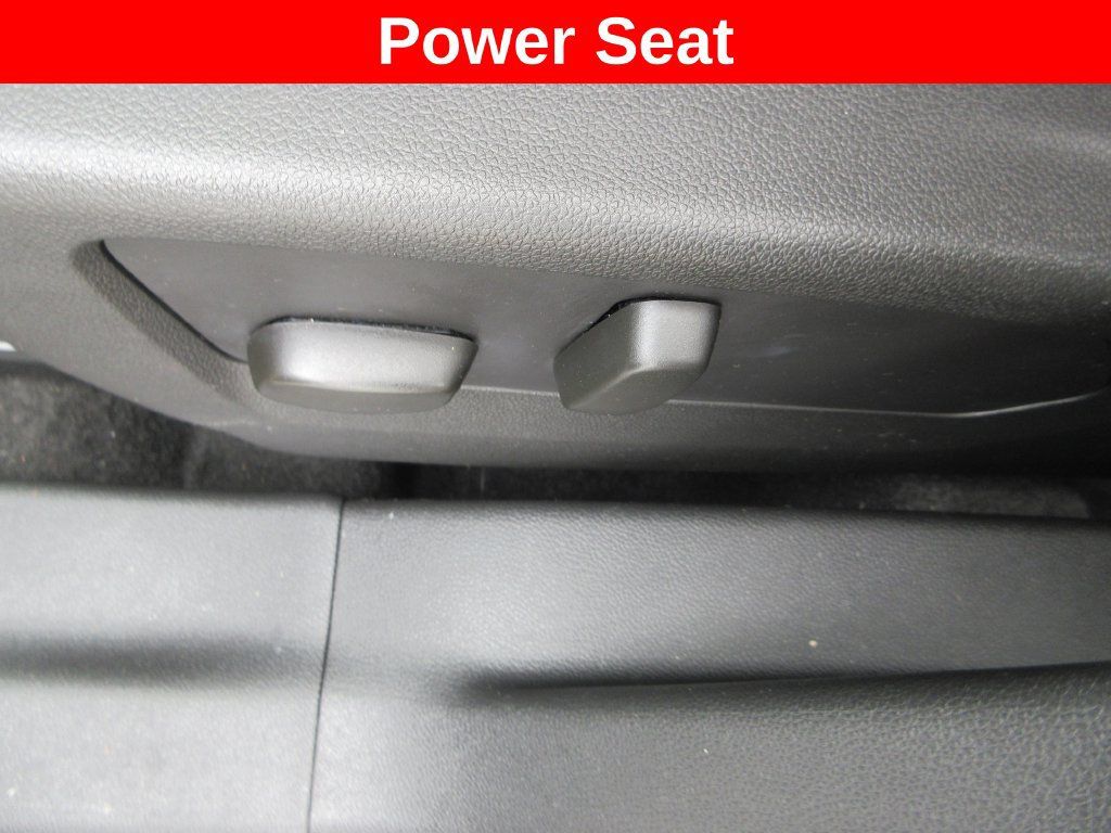 Certified 2023 Buick Envision Preferred FWD image 21