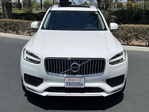 Used 2022 Volvo XC90 T5 Momentum AWD/4WD image 16