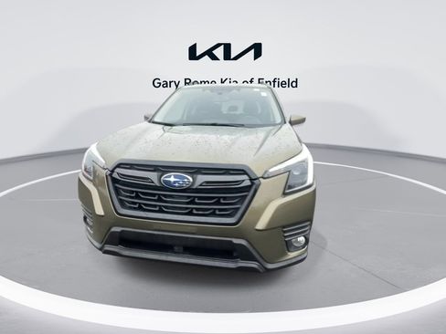 Used 2022 Subaru Forester Limited image 3