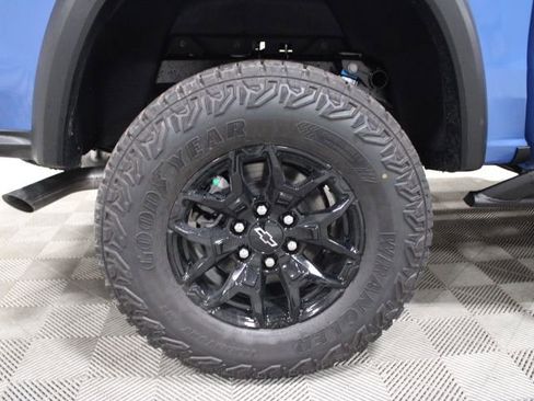 New 2026 Chevrolet Colorado ZR2 w/ Midnight Edition image 45