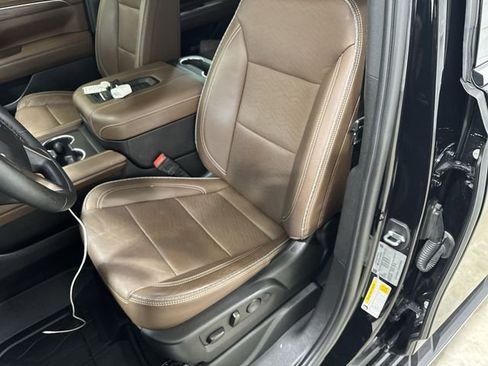 Used 2023 Chevrolet Tahoe High Country image 19