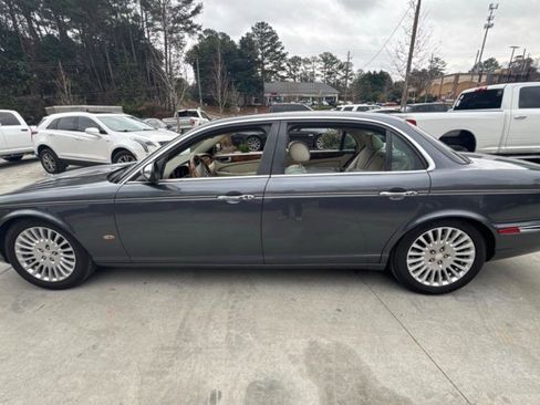 Used 2006 Jaguar XJ Vanden Plas RWD image 8