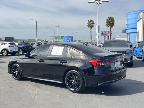 Certified 2022 Honda Civic Sport image 3