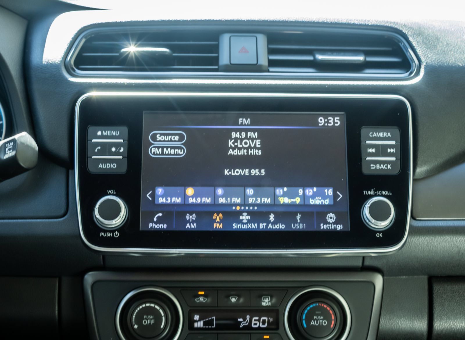 Used 2025 Nissan Leaf S FWD image 15