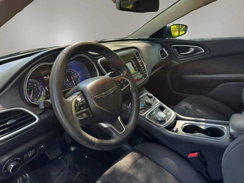 Used 2016 Chrysler 200 Limited FWD image 11