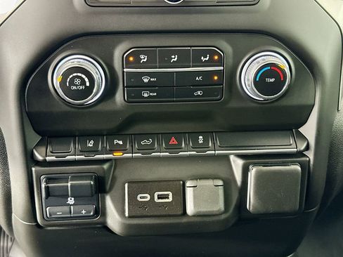 Used 2024 Chevrolet Silverado 2500 W/T w/ WT Convenience Package image 15