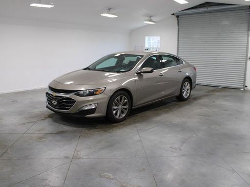 Used 2023 Chevrolet Malibu LT image 4