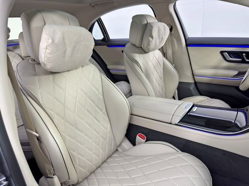 Used 2022 Mercedes-Benz S 580 4MATIC Sedan image 47