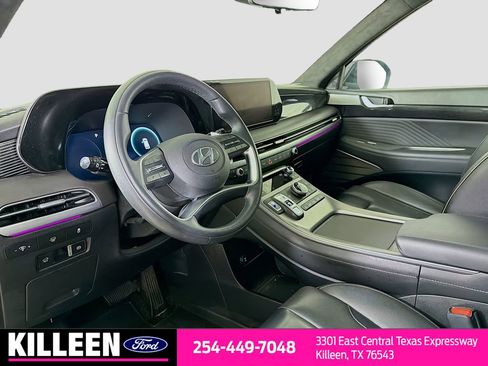 Used 2024 Hyundai Palisade Calligraphy image 10