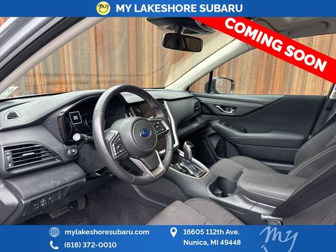 Used 2025 Subaru Outback Premium image 12