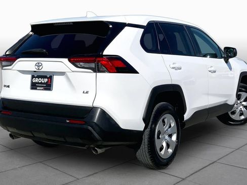Used 2023 Toyota RAV4 LE FWD image 13