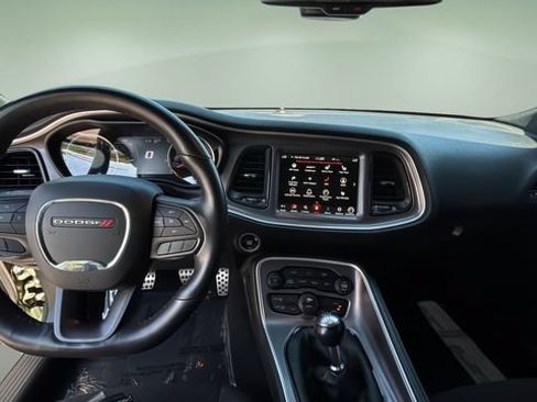 Used 2022 Dodge Challenger R/T Scat Pack RWD image 16