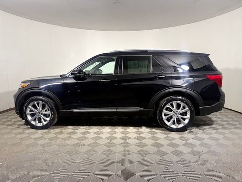 Used 2022 Ford Explorer Platinum w/ Equipment Group 601A AWD/4WD image 3