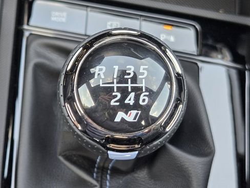 Certified 2024 Hyundai Elantra N image 21