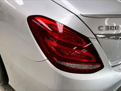Used 2015 Mercedes-Benz C 300 4MATIC Sedan image 27