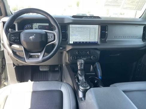 Used 2024 Ford Bronco Black Diamond AWD/4WD image 20