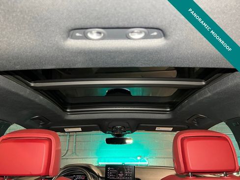 Used 2024 Audi SQ5 Premium Plus w/ Premium Plus Package image 5