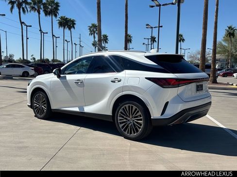 Used 2025 Lexus RX 450h AWD w/ Convenience Package image 3