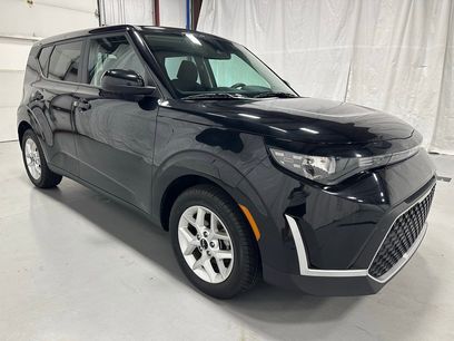 Used 2024 Kia Soul LX w/ Option Group 015