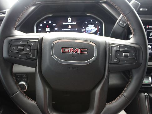 Used 2025 GMC Sierra 2500 AT4 w/ AT4 Premium Plus Package AWD/4WD image 13