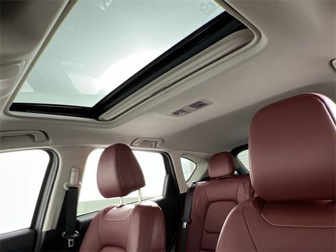 Certified 2023 MAZDA CX-5 Carbon Edition image 15