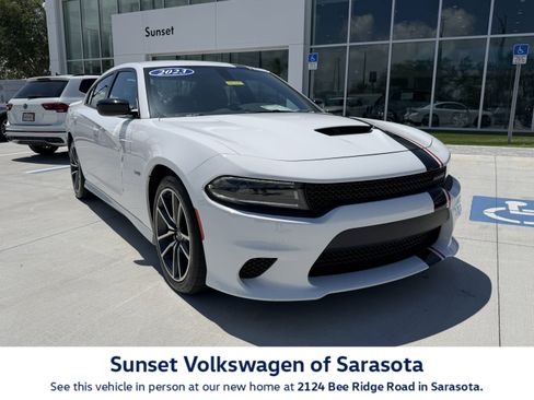 Used 2023 Dodge Charger R/T w/ Harman/Kardon Audio Group RWD image 1